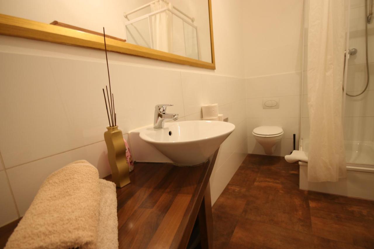 Moderne Studio Apartments Und 120Qm Wohnungen In Oberhausen, Ideal Fuer Geschaeftsreisende Und Monteure Oberhausen  Exteriér fotografie